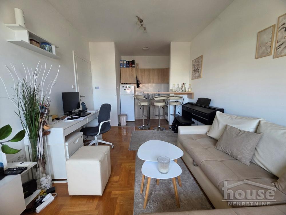 Slika 3 - Stan,NOVI SAD,BULEVAR PATRIJARHA PAVLA,kv: 36.00, € 129600, ID: 1065751
