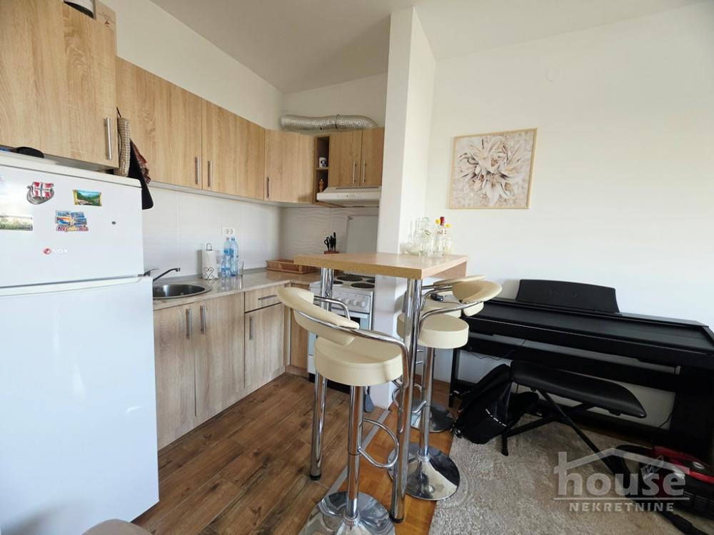 Slika 10 - Stan,NOVI SAD,BULEVAR PATRIJARHA PAVLA,kv: 36.00, € 129600, ID: 1065751