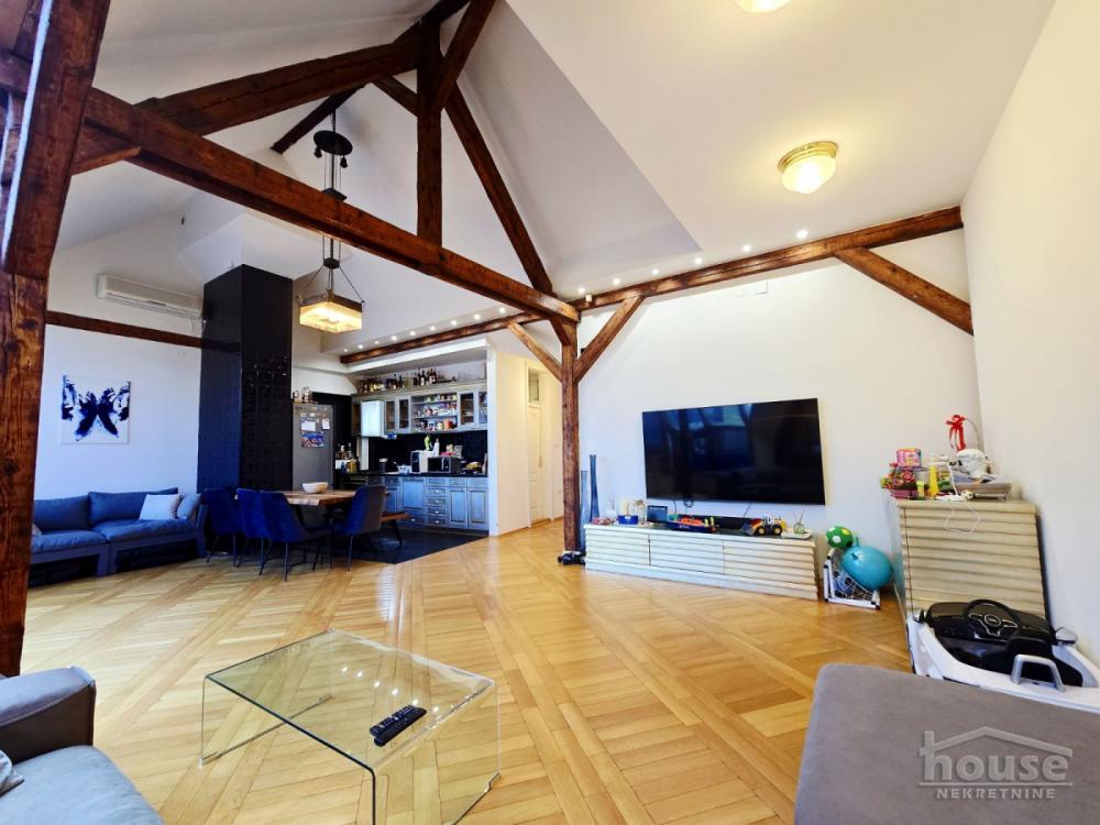 Slika 10 - Stan,NOVI SAD,CENTAR,kv: 134.00, € 450000, ID: 1064084