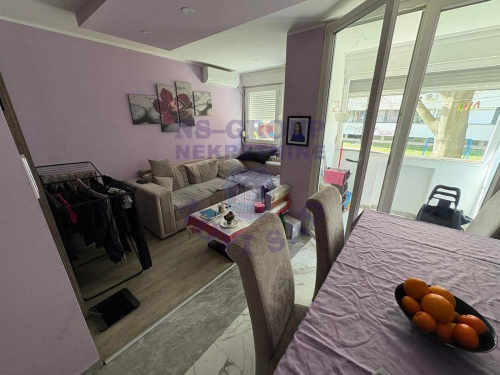 Slika 3 - Dvoiposoban, 62m2, Liman 1 Novi Sad, sa terasom