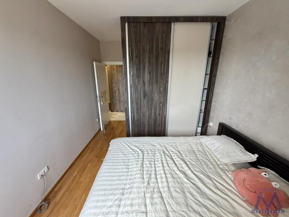 Slika 7 - Stan,NOVI SAD,BULEVAR EVROPE,kv: 58, € 180000, ID: 1019356