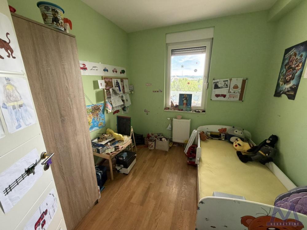 Slika 9 - Stan,NOVI SAD,BULEVAR EVROPE,kv: 58, € 180000, ID: 1019356