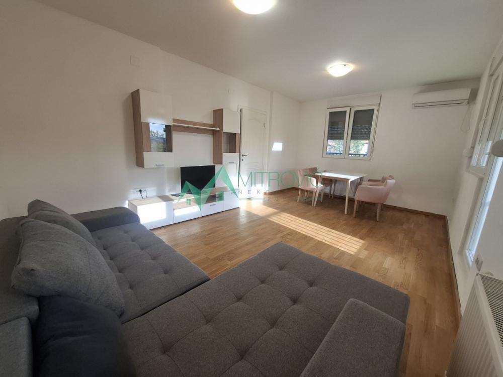 Glavna slika -Novi Sad, Stara Detelinara - trosoban dupleks 