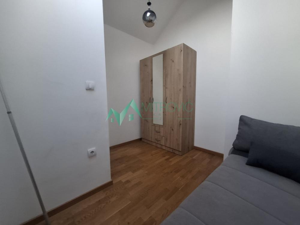 Slika 5 - Novi Sad, Stara Detelinara - trosoban dupleks 