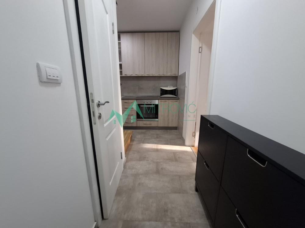Slika 2 - Novi Sad, Stara Detelinara - trosoban dupleks 