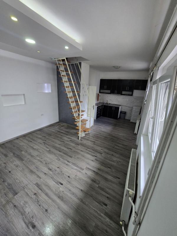 Slika 1 - Stan,NOVI SAD,CENTAR,kv: 55.00, € 83500, ID: 1059086
