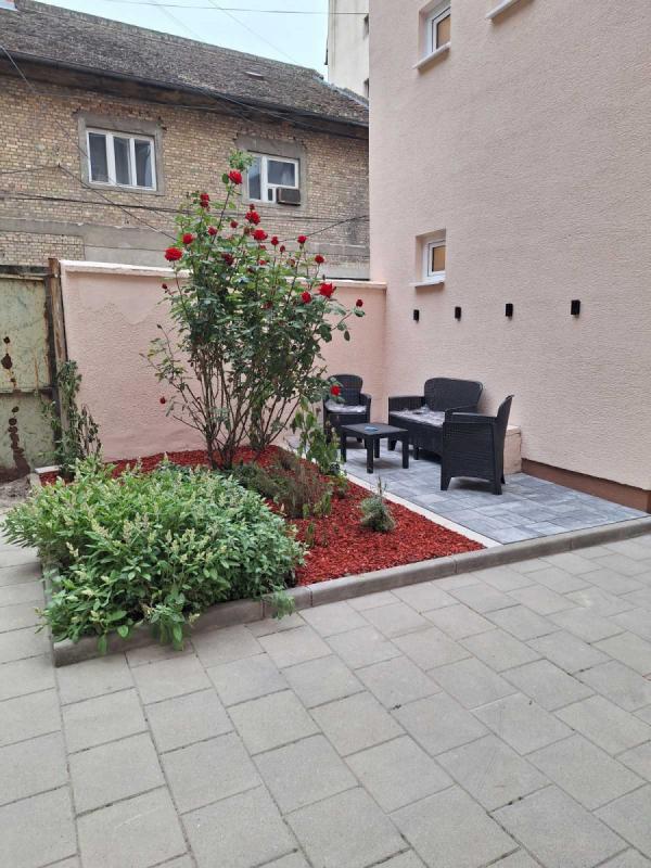Slika 1 - Stan,NOVI SAD,CENTAR,kv: 22.00, € 77100, ID: 1059400