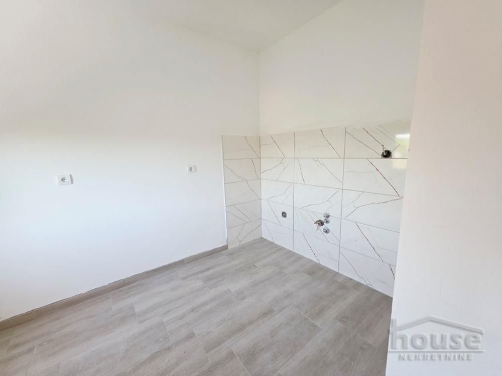 Slika 4 - Stan,NOVI SAD,ADICE,kv: 71.00, € 135470, ID: 1065734
