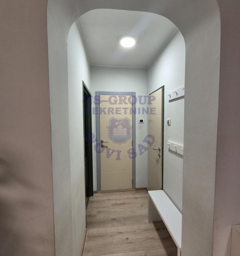 Slika 5 - Kompletno renoviran! 54m2