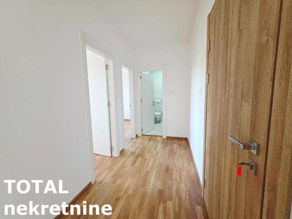 Slika 10 - Stan,PETROVARADIN,PETROVARADIN,kv: 67.00, € 154100, ID: 1100272