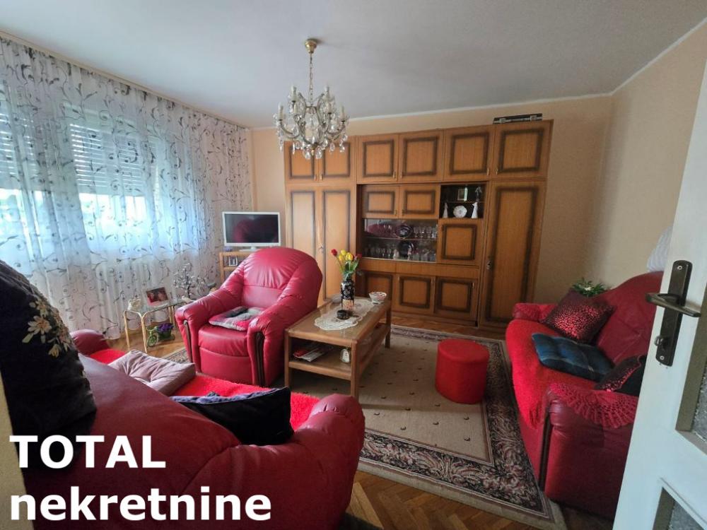 Slika 2 - Stan,NOVI SAD,CENTAR,kv: 71.00, € 176000, ID: 1100911