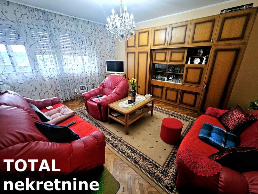 Slika 1 - Stan,NOVI SAD,CENTAR,kv: 71.00, € 176000, ID: 1100911