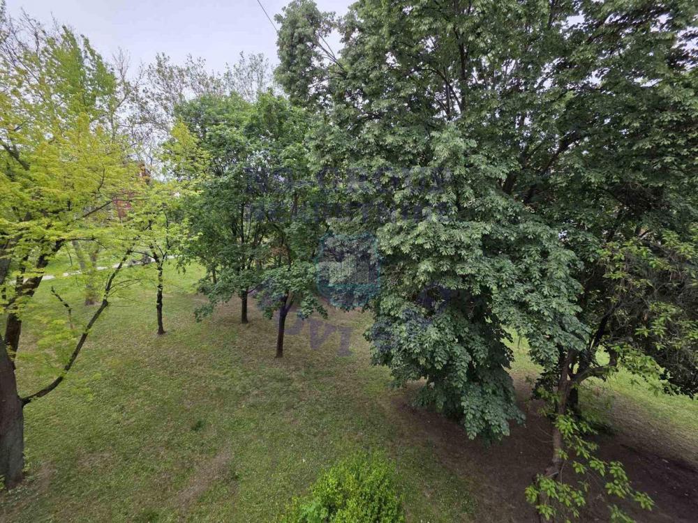 Slika 3 - 569351- U ceni je nameštaj sa tehnikom.