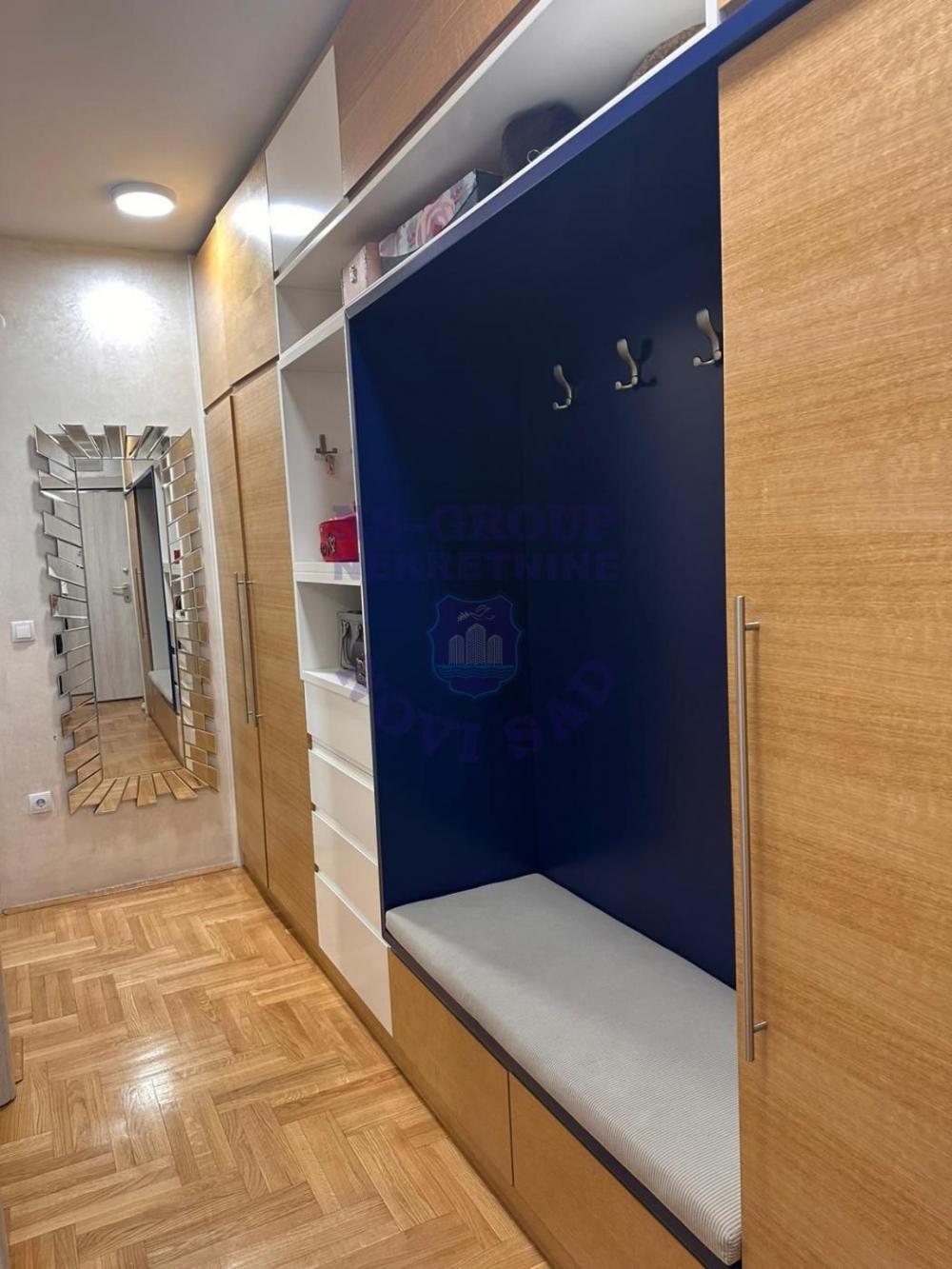 Slika 10 - Dvoiposoban, 56m2, Telep Novi Sad