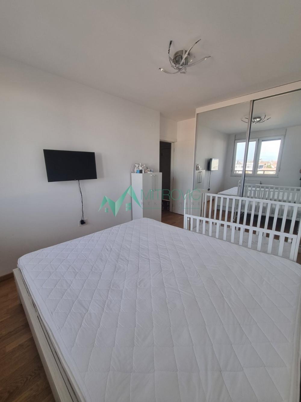 Slika 10 - Porodičan stan 82m2 - Bulevar Patrijarha Pavla 