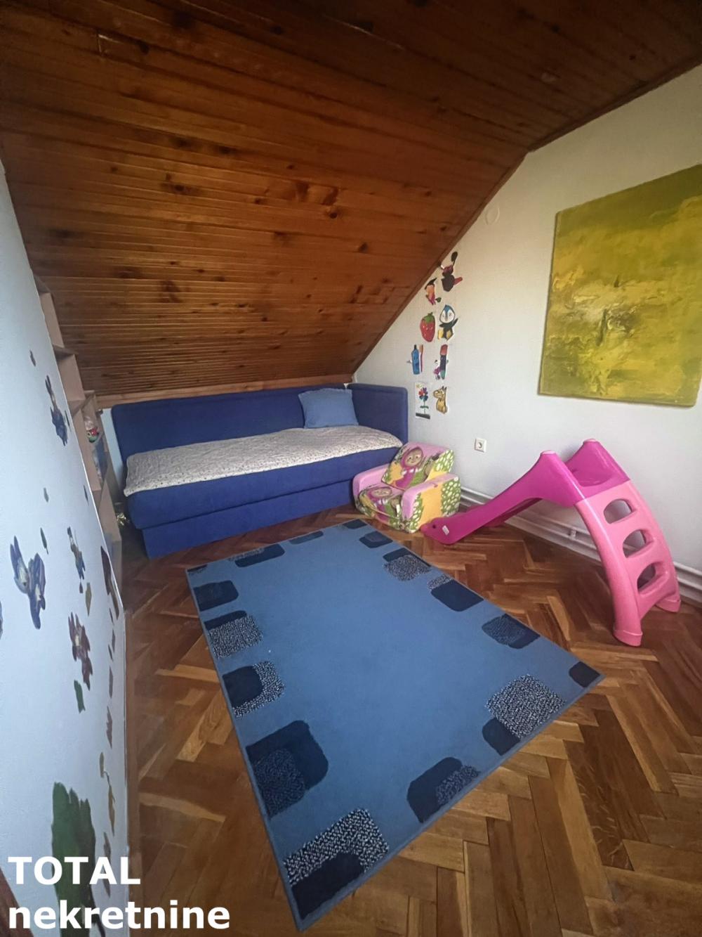 Slika 5 - Stan,NOVI SAD,NOVO NASELJE - SAVINA,kv: 100.00, € 180000, ID: 1102322