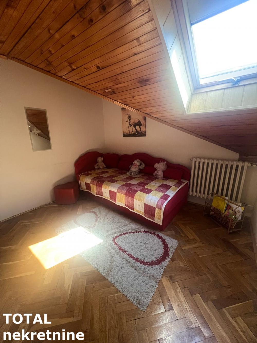 Slika 6 - Stan,NOVI SAD,NOVO NASELJE - SAVINA,kv: 100.00, € 180000, ID: 1102322