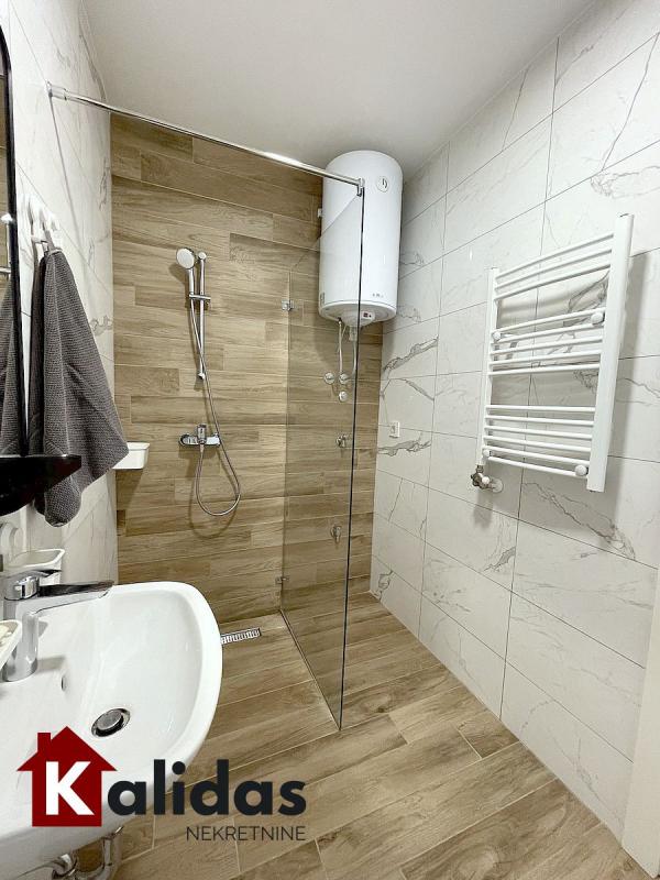 Slika 10 - Stan,NOVI SAD,TELEP,kv: 39, € 124000, ID: 1008774