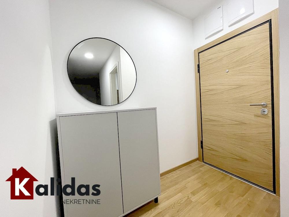 Slika 7 - Stan,NOVI SAD,TELEP,kv: 39, € 124000, ID: 1008774