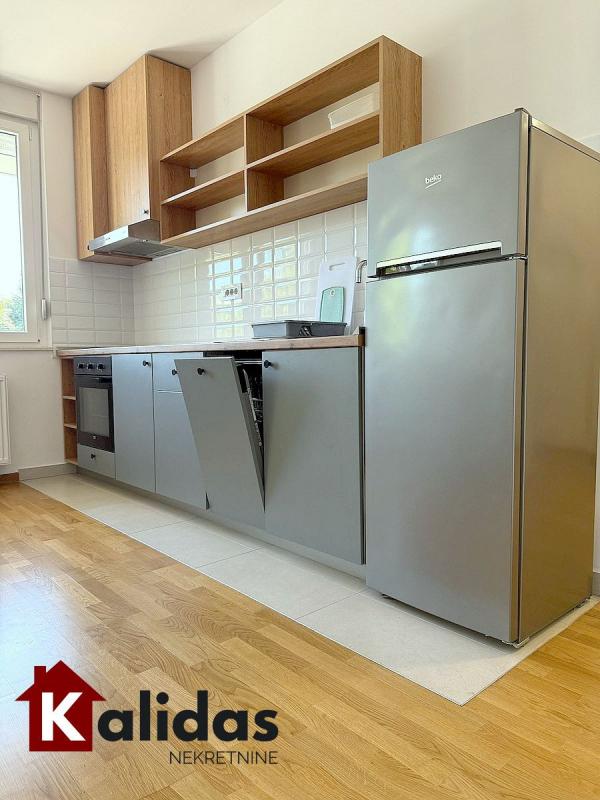 Slika 4 - Stan,NOVI SAD,TELEP,kv: 39, € 124000, ID: 1008774