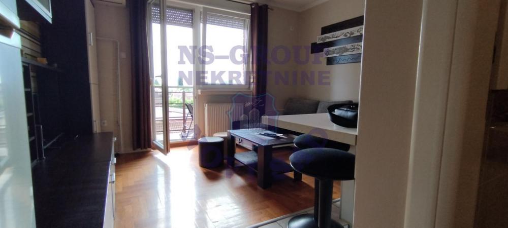 Slika 1 - Prodaja stana, 23m2, Bulevar oslobođenja Novi Sad, sa terasom, ima lift