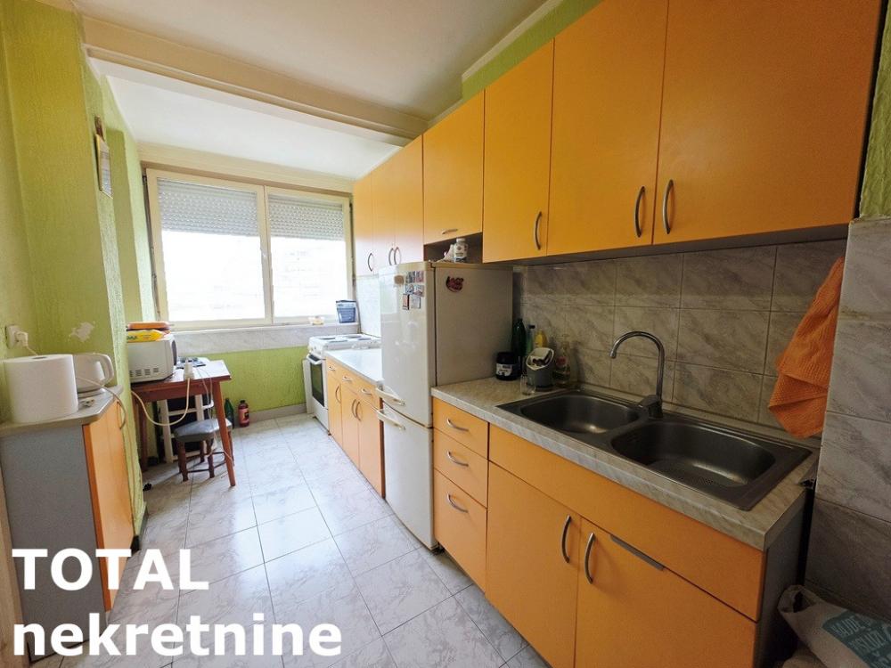 Slika 8 - Stan,NOVI SAD,ZELEZNICKA STANICA,kv: 70.00, € 170000, ID: 1102458