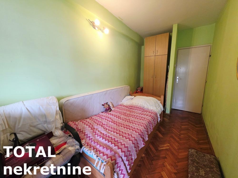 Slika 10 - Stan,NOVI SAD,ZELEZNICKA STANICA,kv: 70.00, € 170000, ID: 1102458