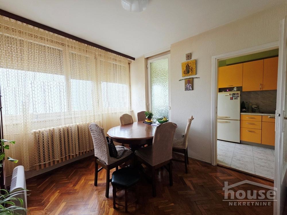 Slika 3 - Stan,NOVI SAD,ZELEZNICKA STANICA,kv: 70.00, € 170000, ID: 1065610