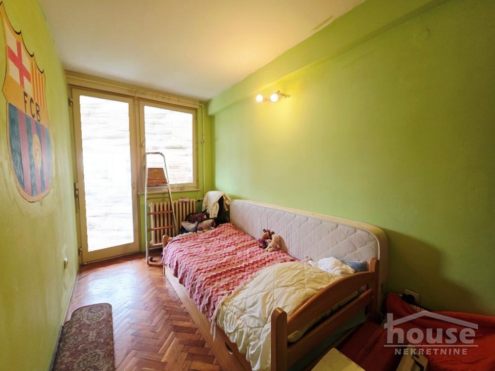 Slika 9 - Stan,NOVI SAD,ZELEZNICKA STANICA,kv: 70.00, € 170000, ID: 1065610