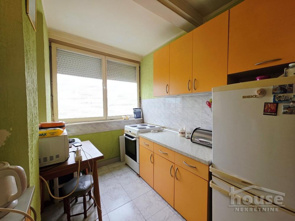 Slika 6 - Stan,NOVI SAD,ZELEZNICKA STANICA,kv: 70.00, € 170000, ID: 1065610