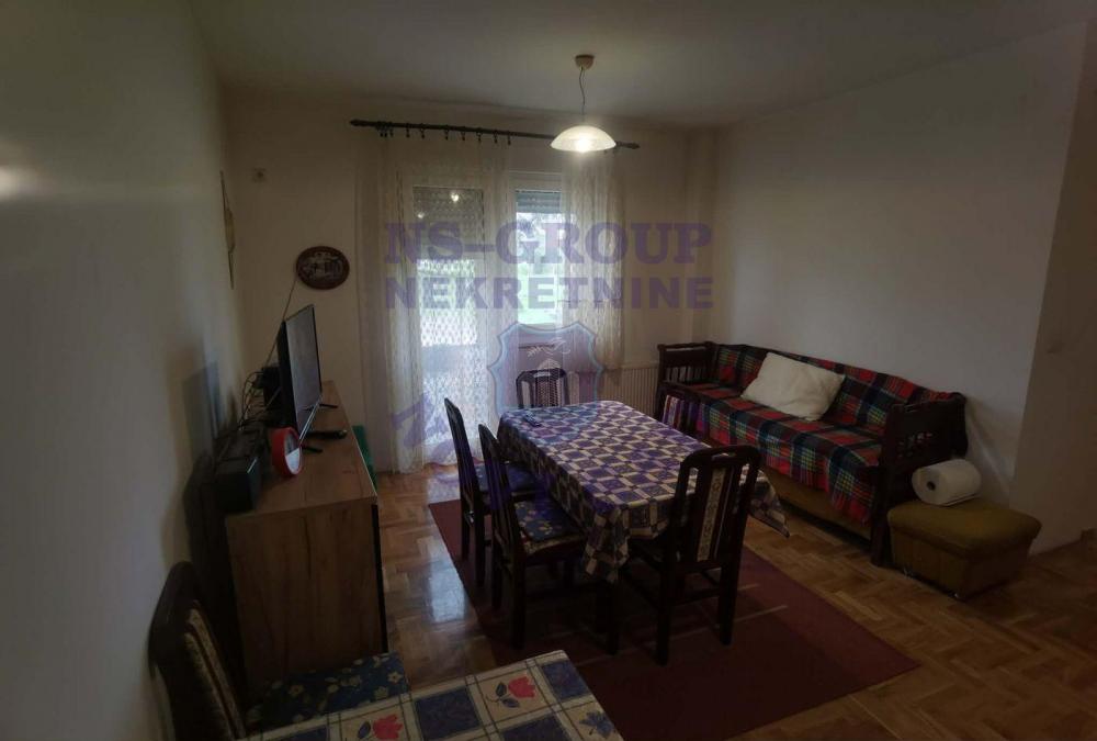 Slika 6 - Na prodaju dvoiposoban stan u Petrovaradinu 