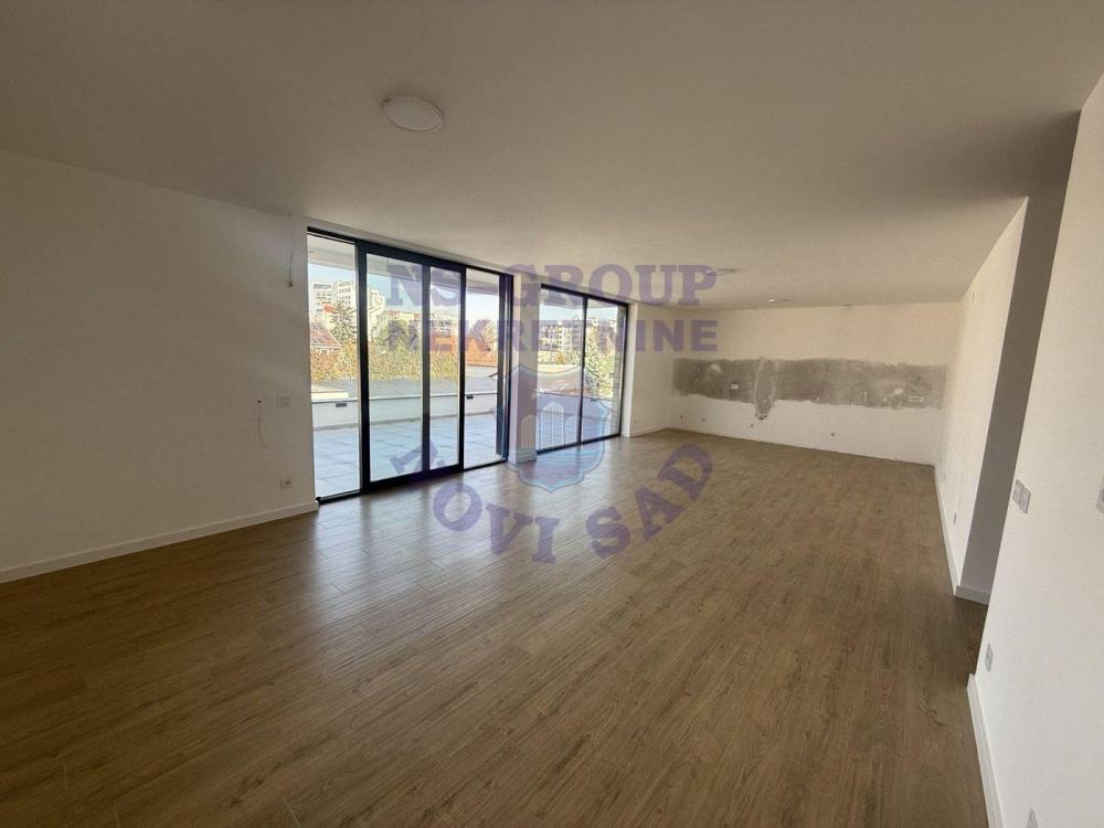 Slika 1 - Petosoban, 136m2, Bulevar Evrope Novi Sad
