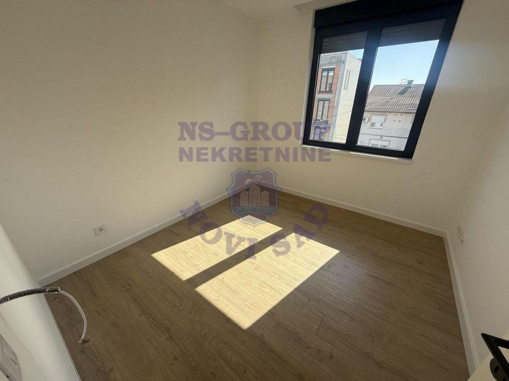 Slika 5 - Petosoban, 136m2, Bulevar Evrope Novi Sad