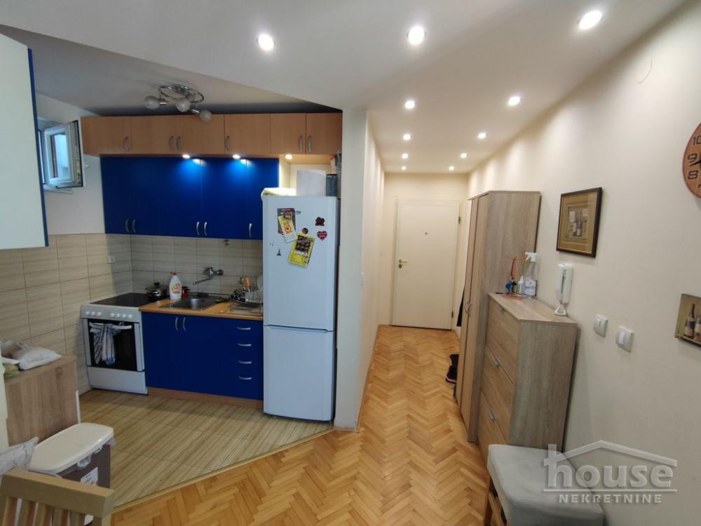 Slika 2 - Stan,NOVI SAD,NOVA DETELINARA,kv: 100.00, € 185000, ID: 1065759