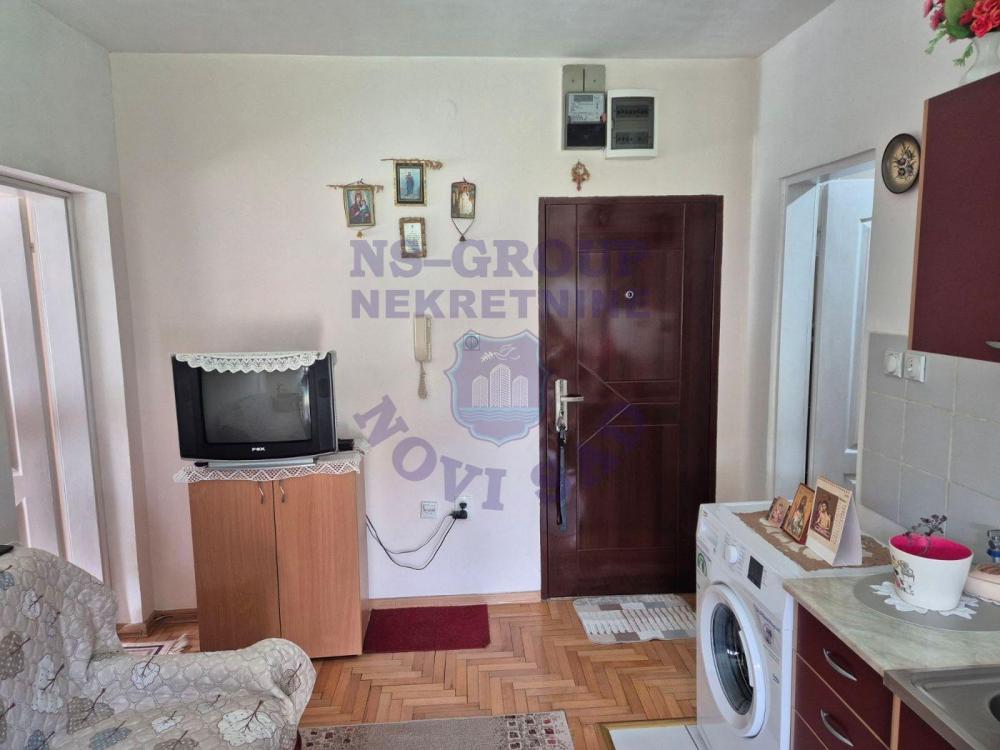 Slika 2 - Jednoiposoban stan od 25m2+10m2 terase gratis!