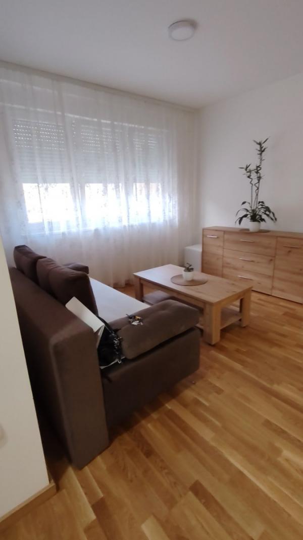 Slika 1 - Stan,NOVI SAD,ADICE,kv: 32.00, € 72600, ID: 1059419