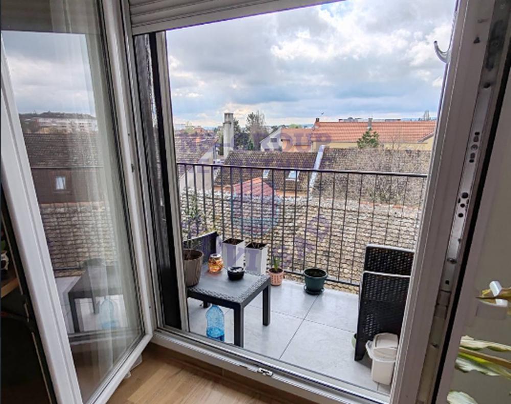 Slika 9 - 569334-Petosoban-107m2-Petrovaradin