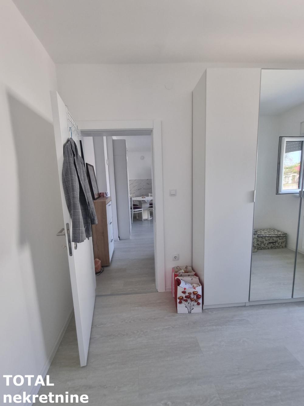 Slika 6 - Stan,VETERNIK,CENTAR,kv: 51.00, € 95000, ID: 1102612
