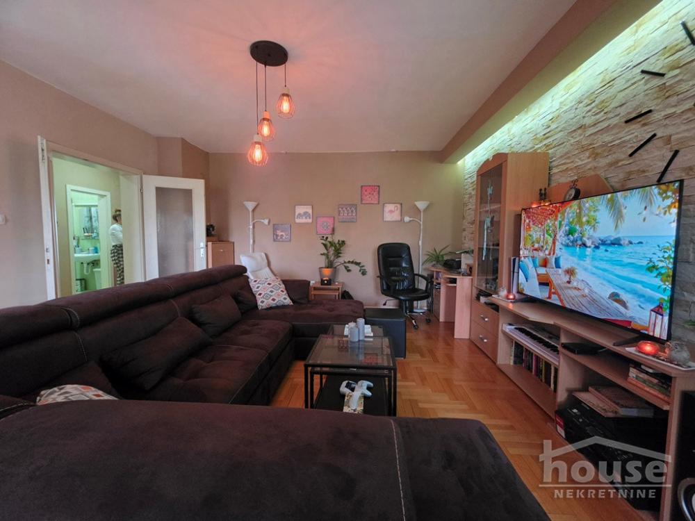 Slika 2 - Stan,NOVI SAD,NOVO NASELJE - JUGOVIĆEVO,kv: 98.00, € 232000, ID: 1064723