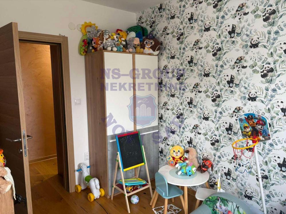 Slika 4 - Četvorosoban, 67m2, Adice Novi Sad, sa terasom