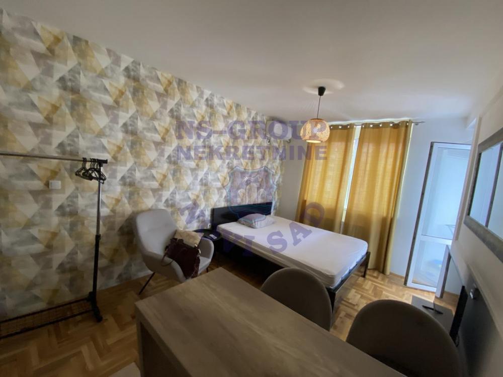 Slika 1 - Odlična garsonjera- Nova Detelinara!