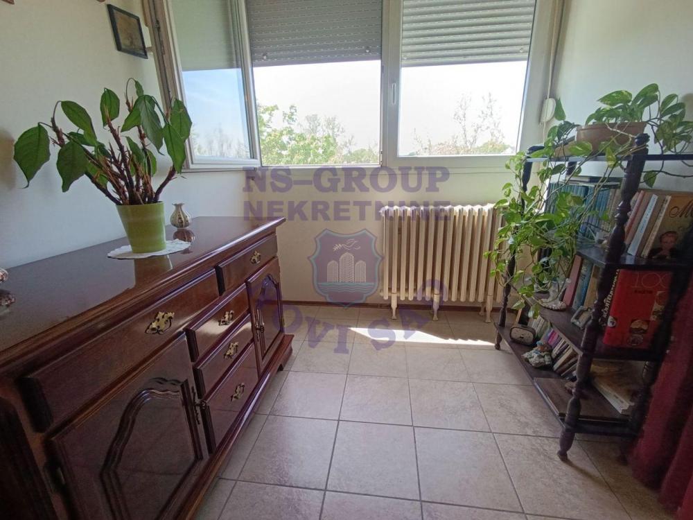 Slika 5 - Dvoiposoban, 60m2, Nova Detelinara Novi Sad, sa terasom