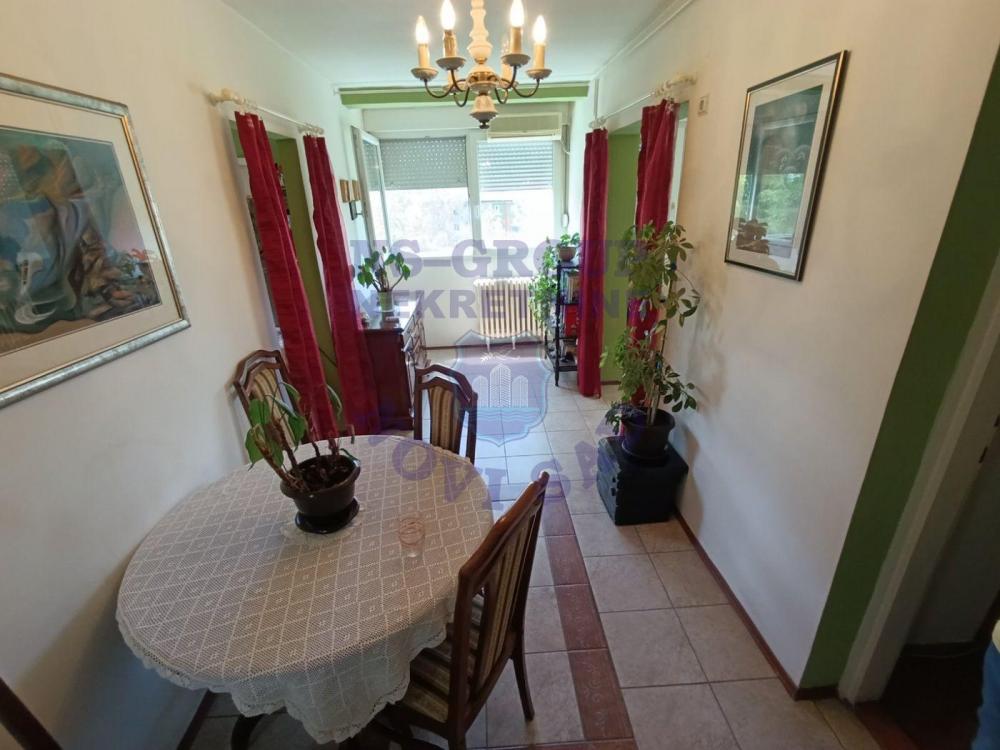 Slika 9 - Dvoiposoban, 60m2, Nova Detelinara Novi Sad, sa terasom