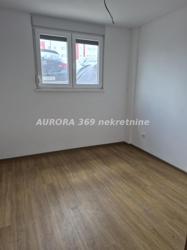 Slika 3 - MIŠELUK, NOVI SAD. NOV, USELJIV, JEDNOIPOSOBAN 31m2