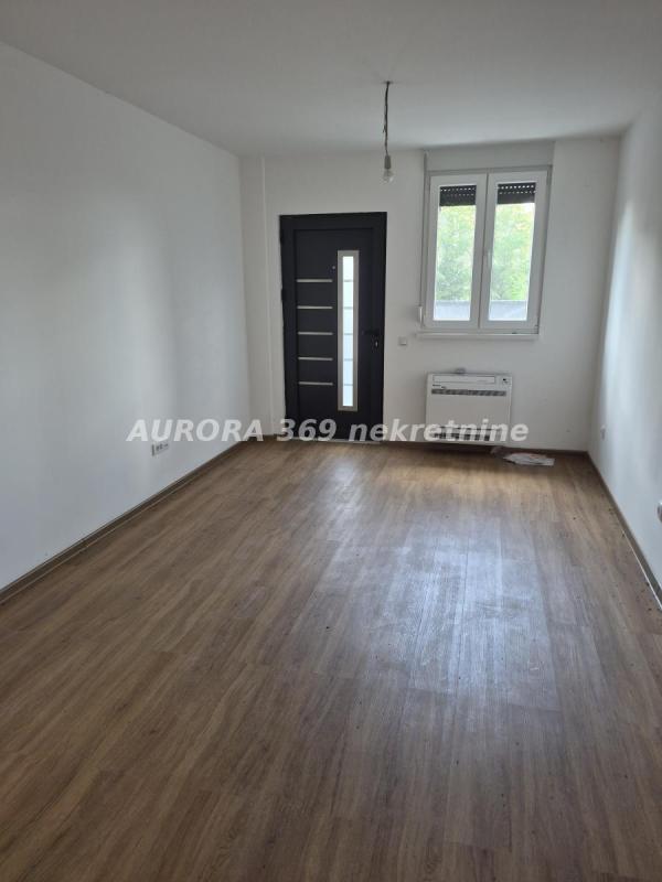 Slika 7 - MIŠELUK, NOVI SAD. NOV, USELJIV, JEDNOIPOSOBAN 31m2