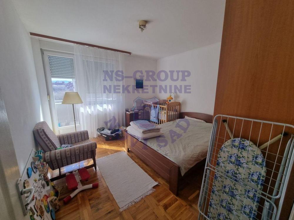 Slika 3 - Dvosoban, 46m2, Grbavica Novi Sad, ima lift