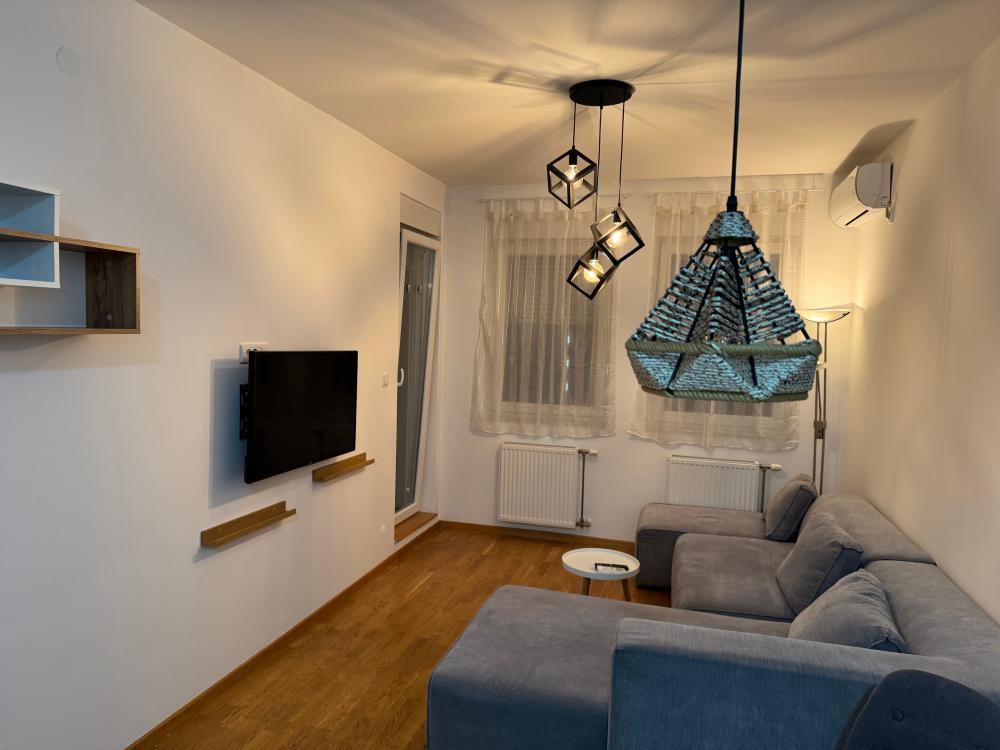 Glavna slika -KRALJEV PARK, 41 m2, NAMEŠTEN, USELJIV OD 1. JUNA