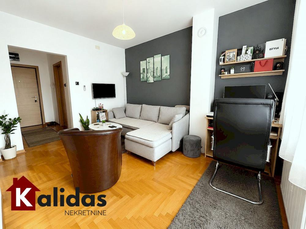 Slika 1 - Stan,NOVI SAD,CARA DUŠANA,kv: 36, € 129470, ID: 1008778