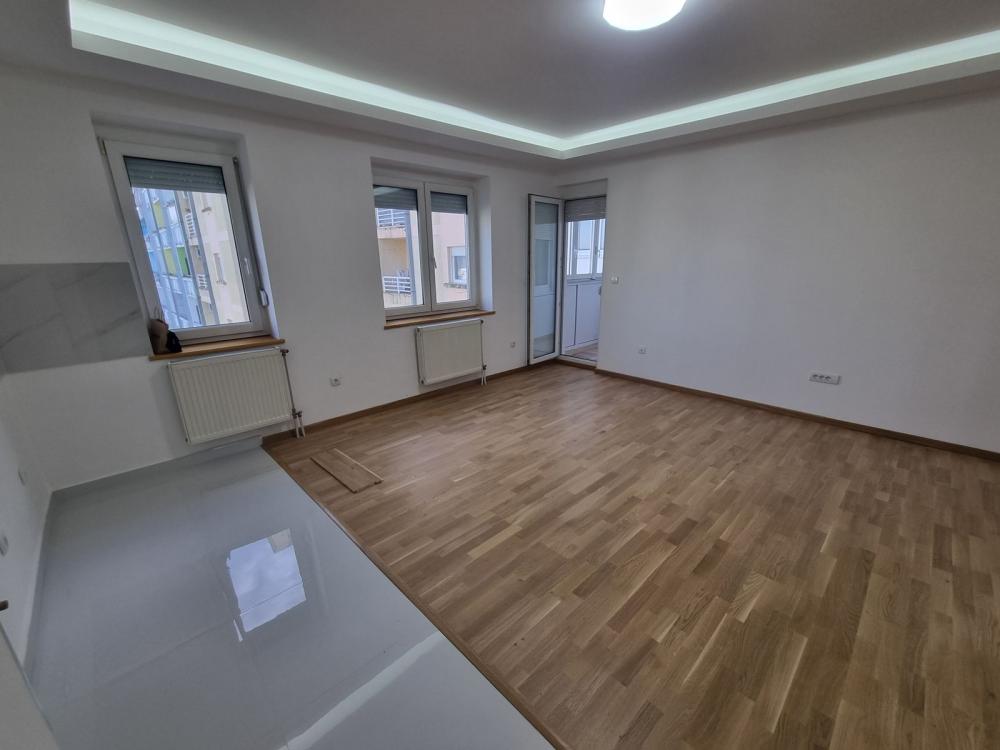 Slika 2 - Dvoiposoban, 49m2