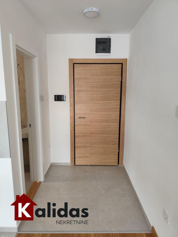 Slika 5 - Stan,NOVI SAD,TELEP,kv: 25, € 97850, ID: 1008779